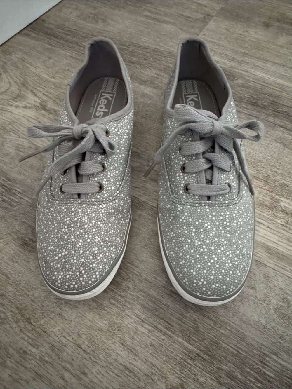 Keds Women’s Grey/white Canvas Lace-Up Sneakers size 7.5